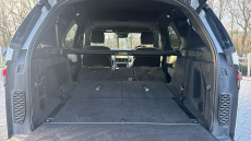 Land Rover Discovery 2.0 P300 R-Dynamic S 5dr Auto Petrol Station Wagon